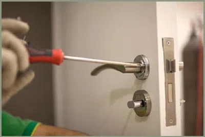 Locksmith Solution Services West Hempstead, NY 516-962-5471 - 68-44-8